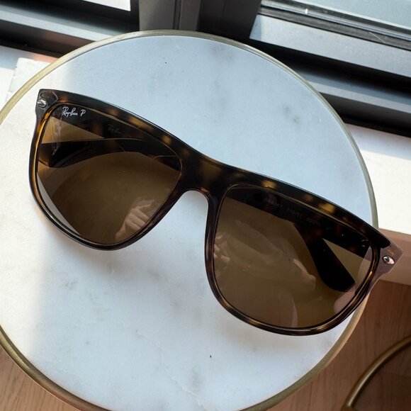 Ray Ban | Polarized Boyfriend Glasses in Tortoise Shell - Picture 3 of 5